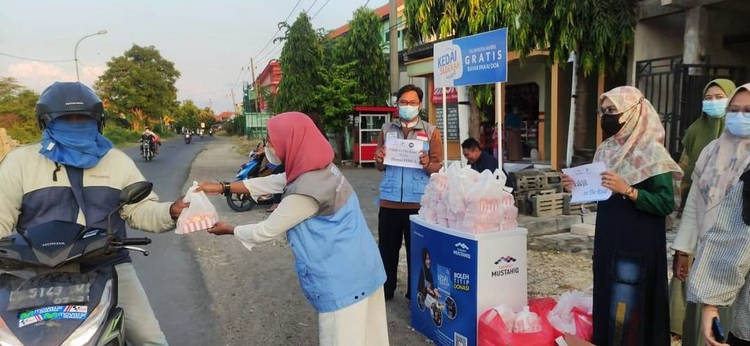Tebar Iftar Buka Puasa Bersama FOFCA Gresik